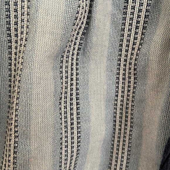 Forever 21 Blue Chambray Striped Shorts, Size S - Picture 2 of 4